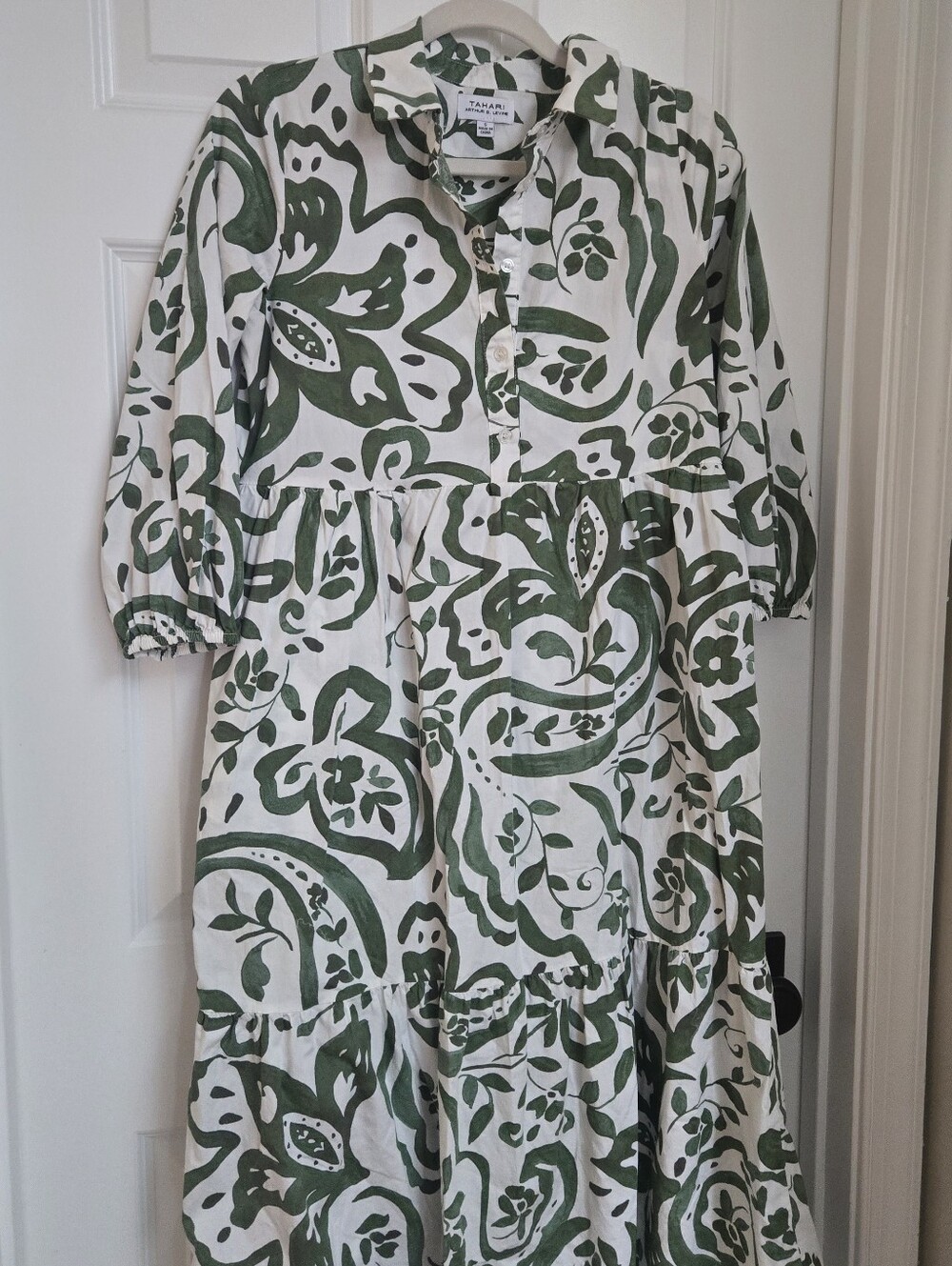 Tahari Arthur S. Levine Green White Abstract Floral Midi Shirt Dress S